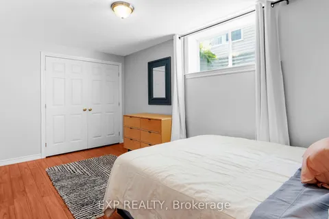 114 ECHOWOODS Avenue, ON K2S 2E7