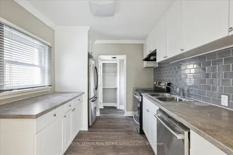 19 Seneca Street, ON L2R 2V1