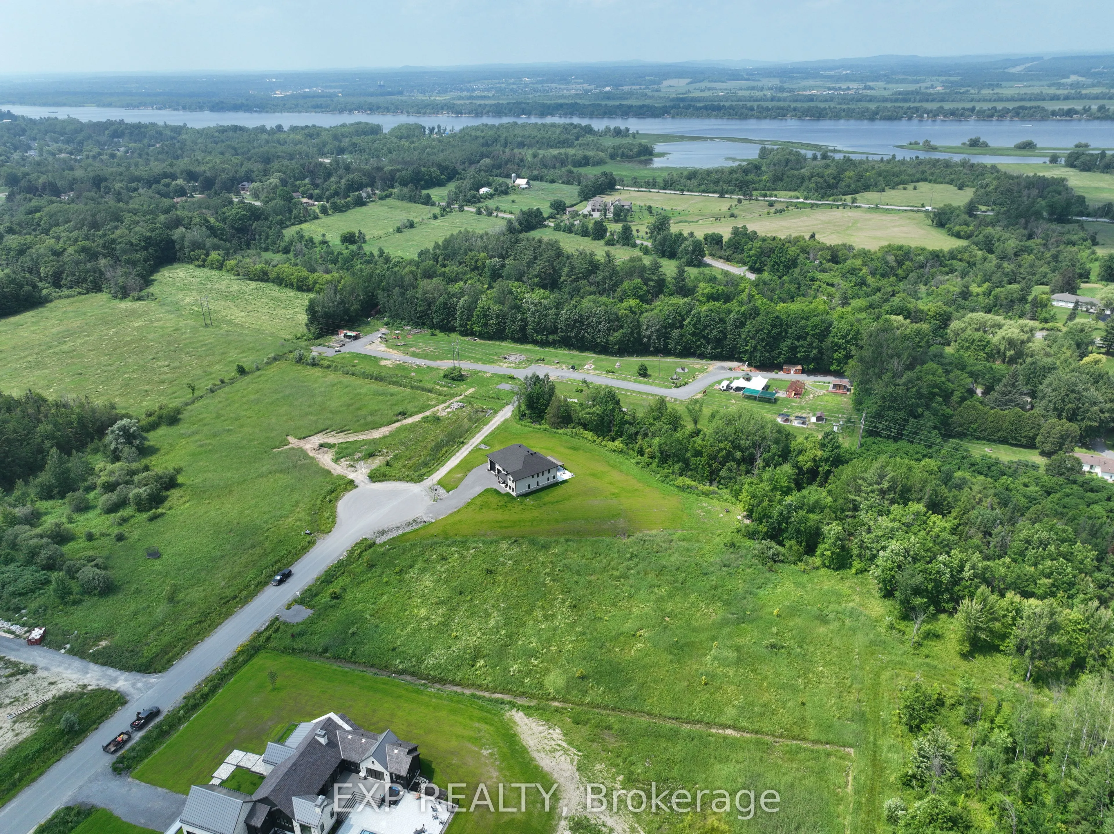 26 Nirmala Drive, ON K4C 0B2