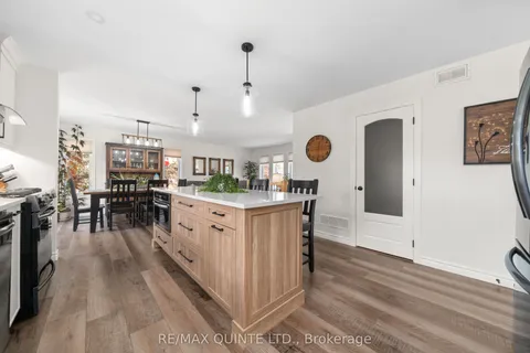 56 Alnet Drive, ON K8P 4X4