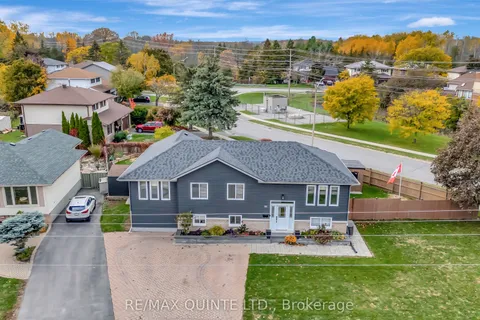 56 Alnet Drive, ON K8P 4X4