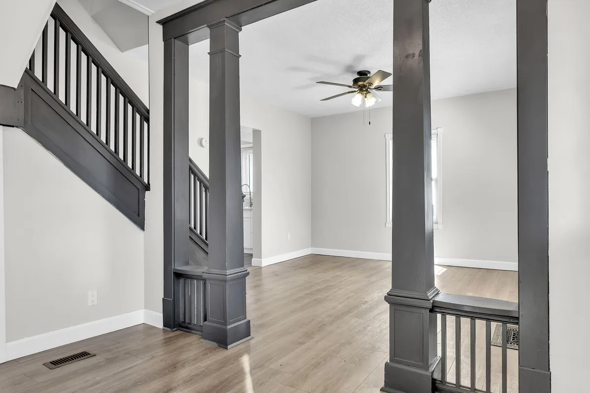 89 Scott Street, ON N5P 1L1