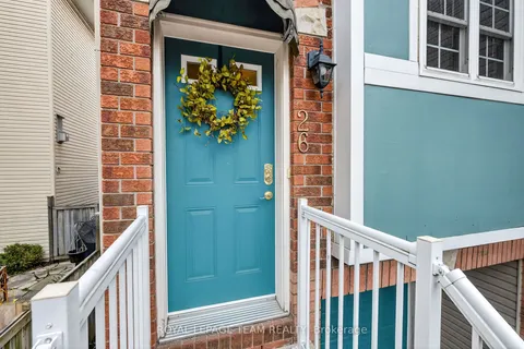 25 Bayswater Avenue, ON K1Y 2E5