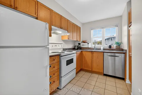 25 Bayswater Avenue, ON K1Y 2E5