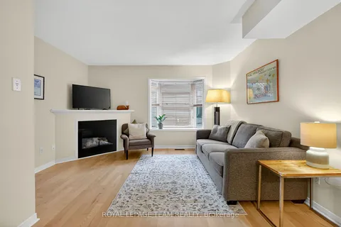 25 Bayswater Avenue, ON K1Y 2E5