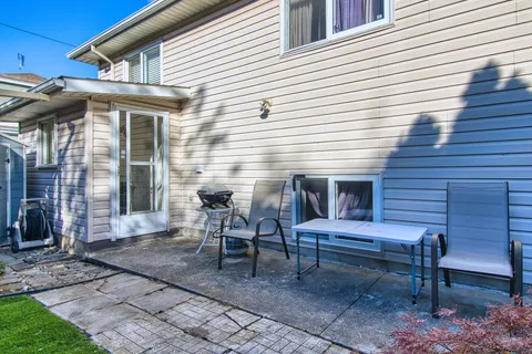 61 Concord Avenue, ON L2M 5N9