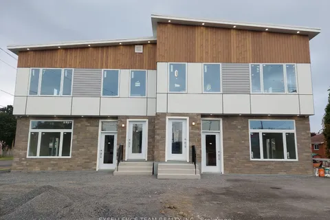 600 10th Street, ON K6H 2X7