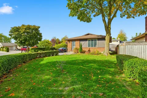 7385 North Dorset Place, ON L2J 3T3