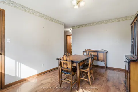 7385 North Dorset Place, ON L2J 3T3