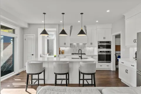 236 WALKER Road, ON L3B 5N5