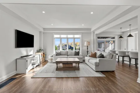 236 WALKER Road, ON L3B 5N5