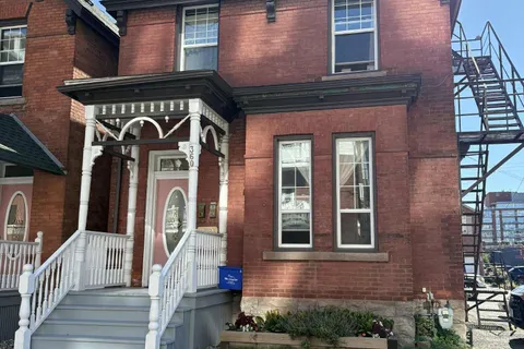 360 Gilmour Street, ON K2P 0R3
