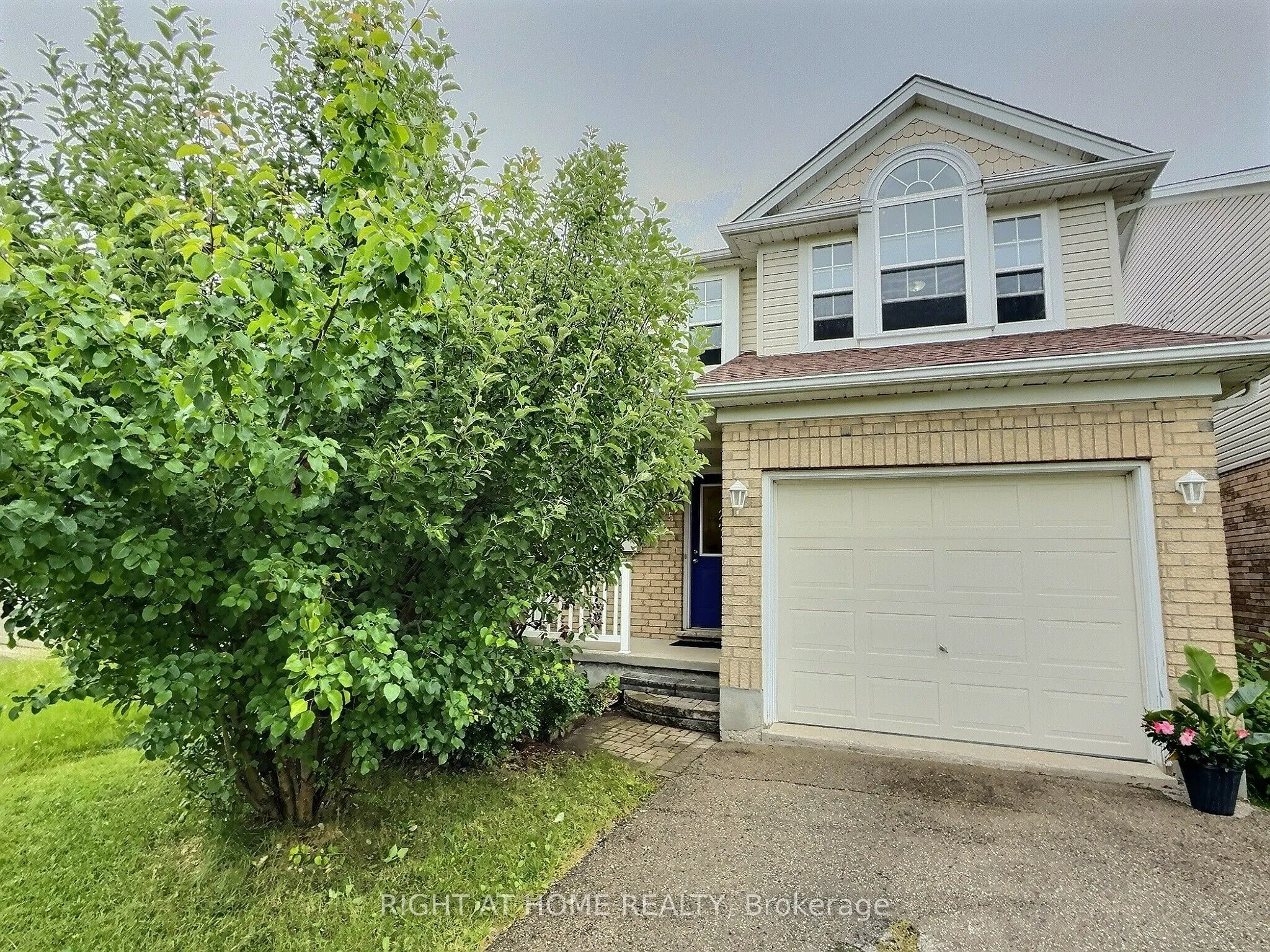 385 Havendale Crescent, ON N2T 2T4