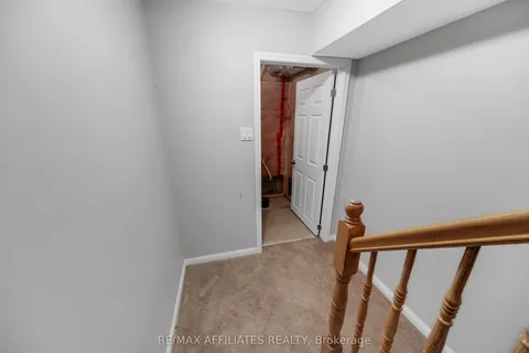 714 Sanibel Private, ON K2H 0A8