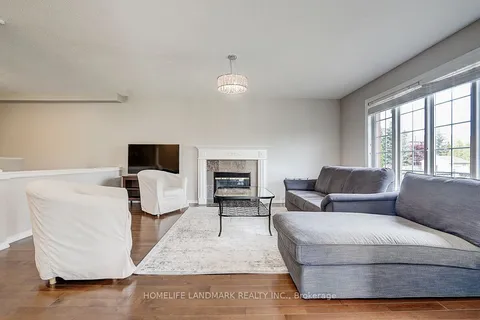 93 Pelham Drive, ON L9K 1L4