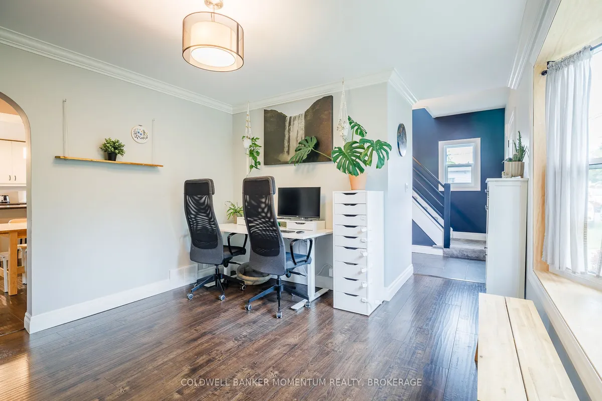 1344 EFFINGHAM Street, ON L0S 1M0