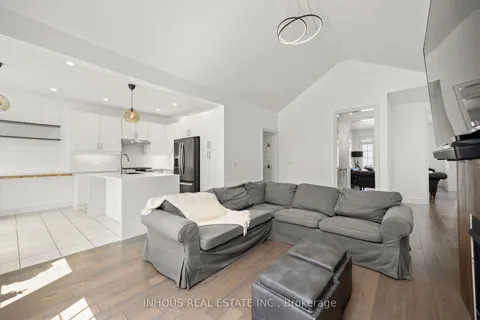 105 Johnson Drive, ON L9V 3V9