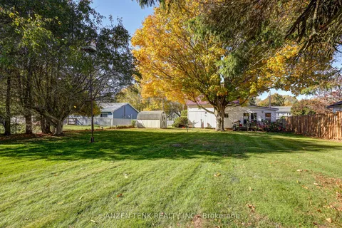 24 Chatham Street, ON N0J 1T0