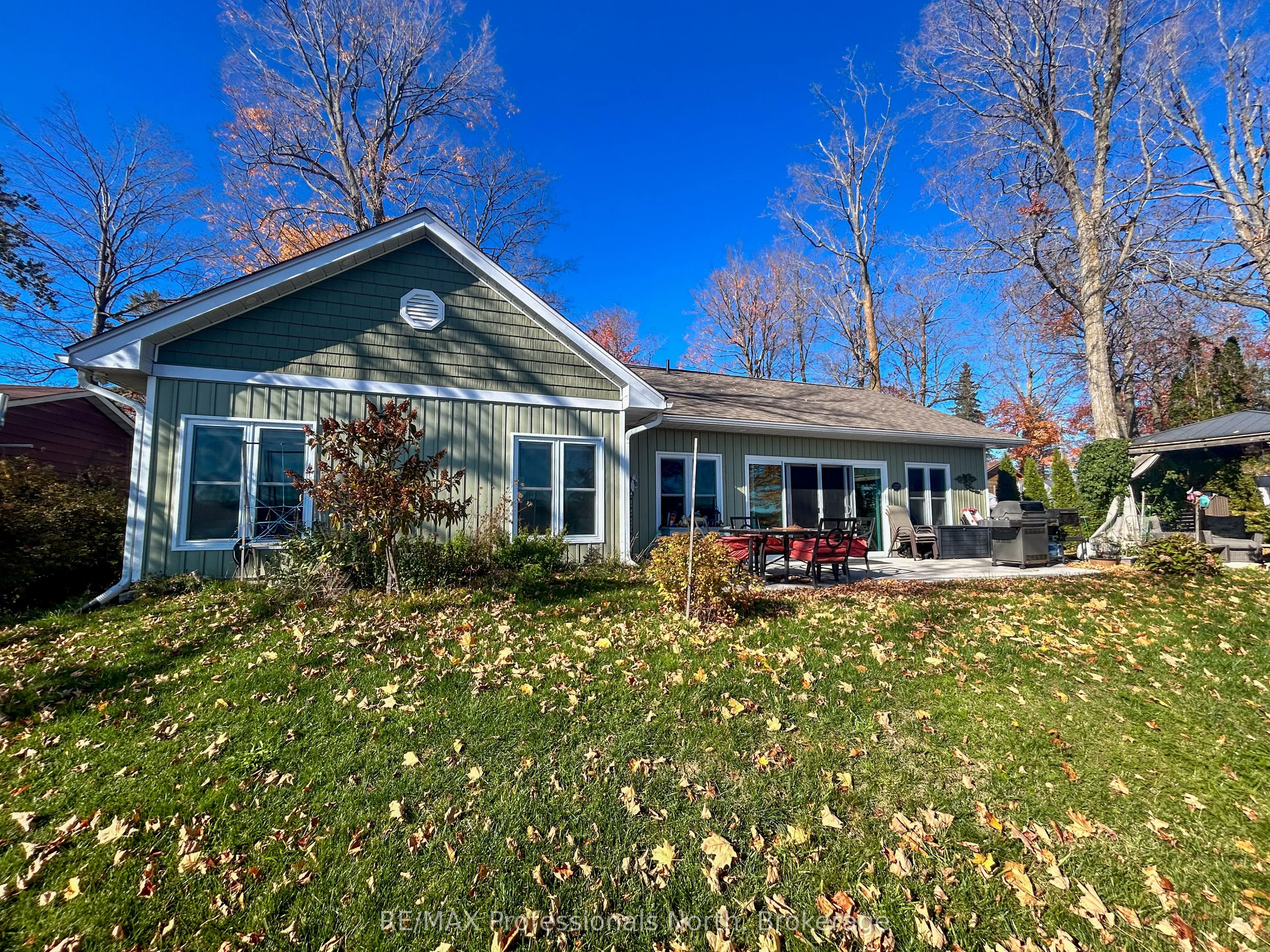 563 Dalhaven Road, ON K9J 6X2