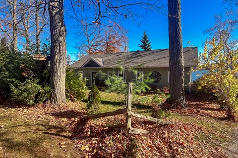 563 Dalhaven Road, ON K9J 6X2