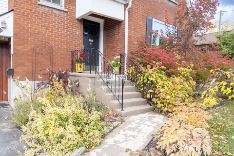 340 BRIDGE Street, ON K8N 1P6