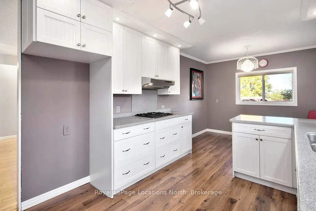 15 Wellington Street, ON N0H 2P0