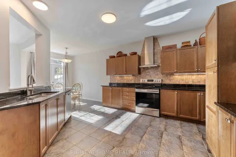 316 Maxwell Bridge Road, ON K2W 0A5