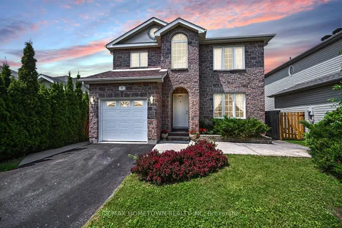 16 REGENCY Place, ON K6V 7M5