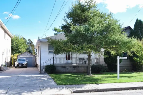 17 Craigroyston Road, ON L8H 1A2