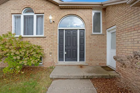 175 Stirling Macgregor Drive, ON N1S 4Z8
