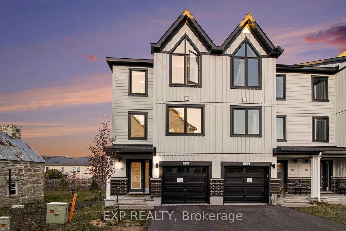 754 Kinstead Private, ON K2S 3B3