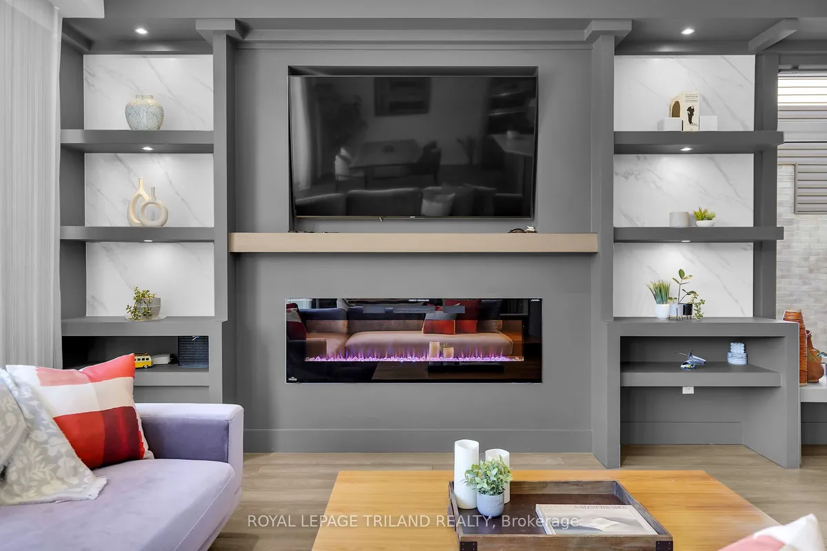 1422 Lawson Road, ON N6G 0E2