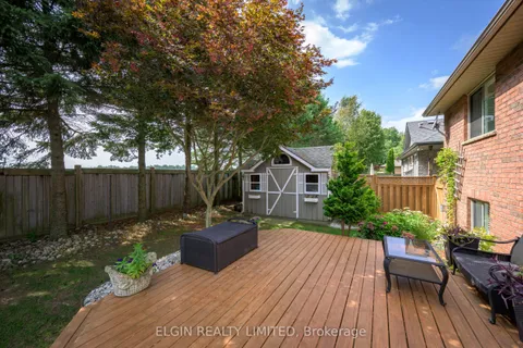 20 Beechwood Circle, ON N5R 6K4