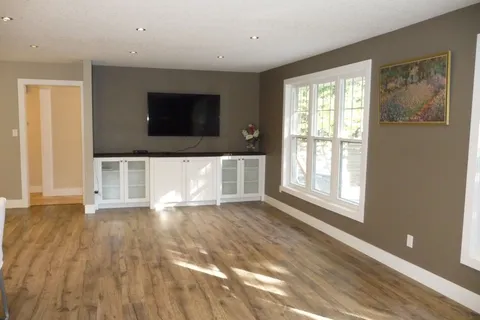 580 Upper Queen Street, ON N6C 3T9