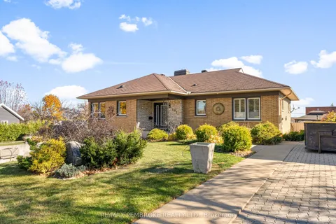 235 Broadview Drive, ON K8A 2A5
