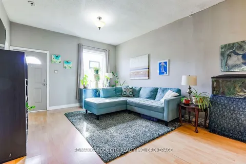 1009 Cannon Street, ON L8L 2H4