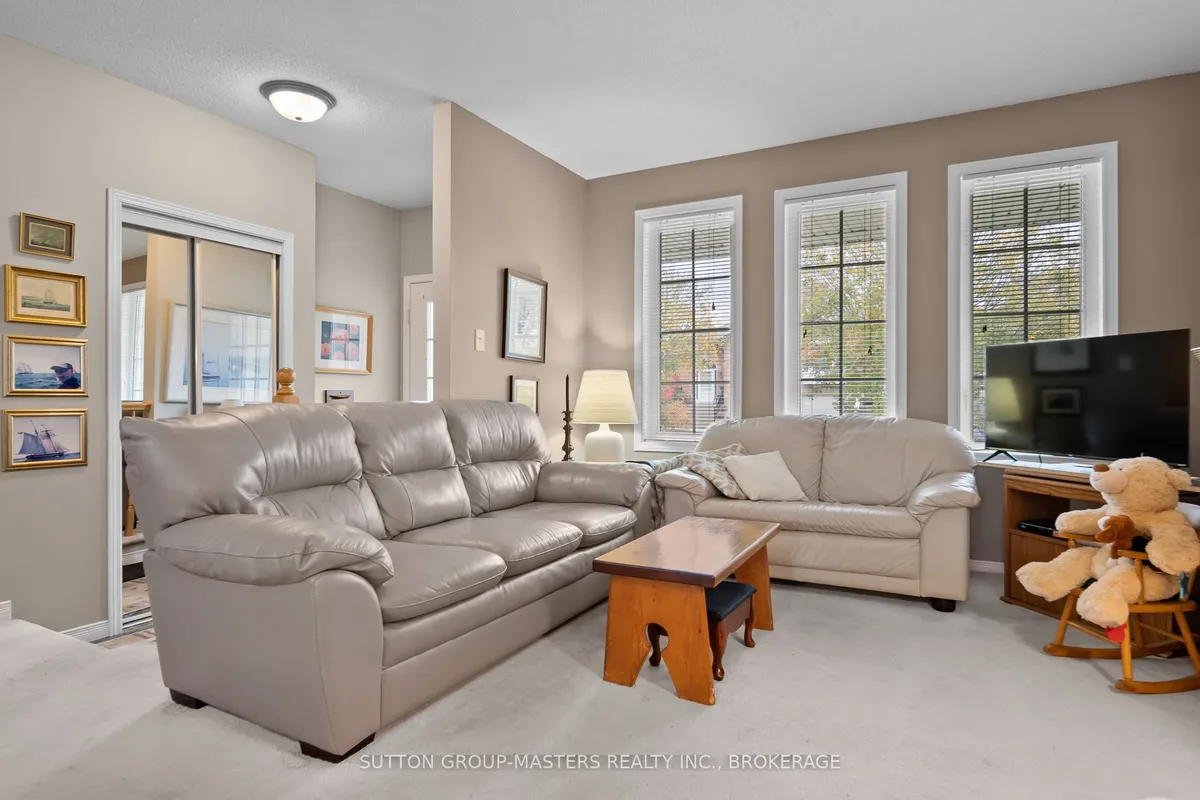 481 Fieldstone Drive, ON K7K 7E4