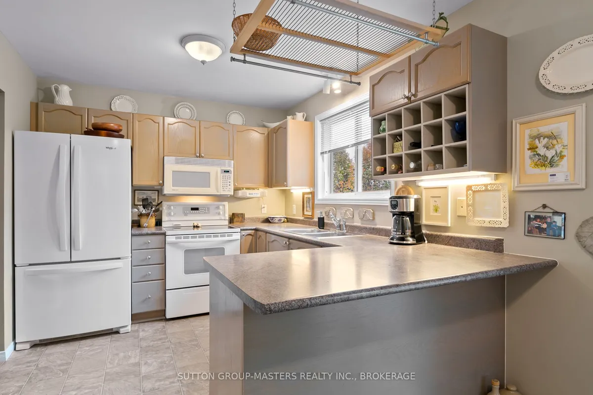 481 Fieldstone Drive, ON K7K 7E4