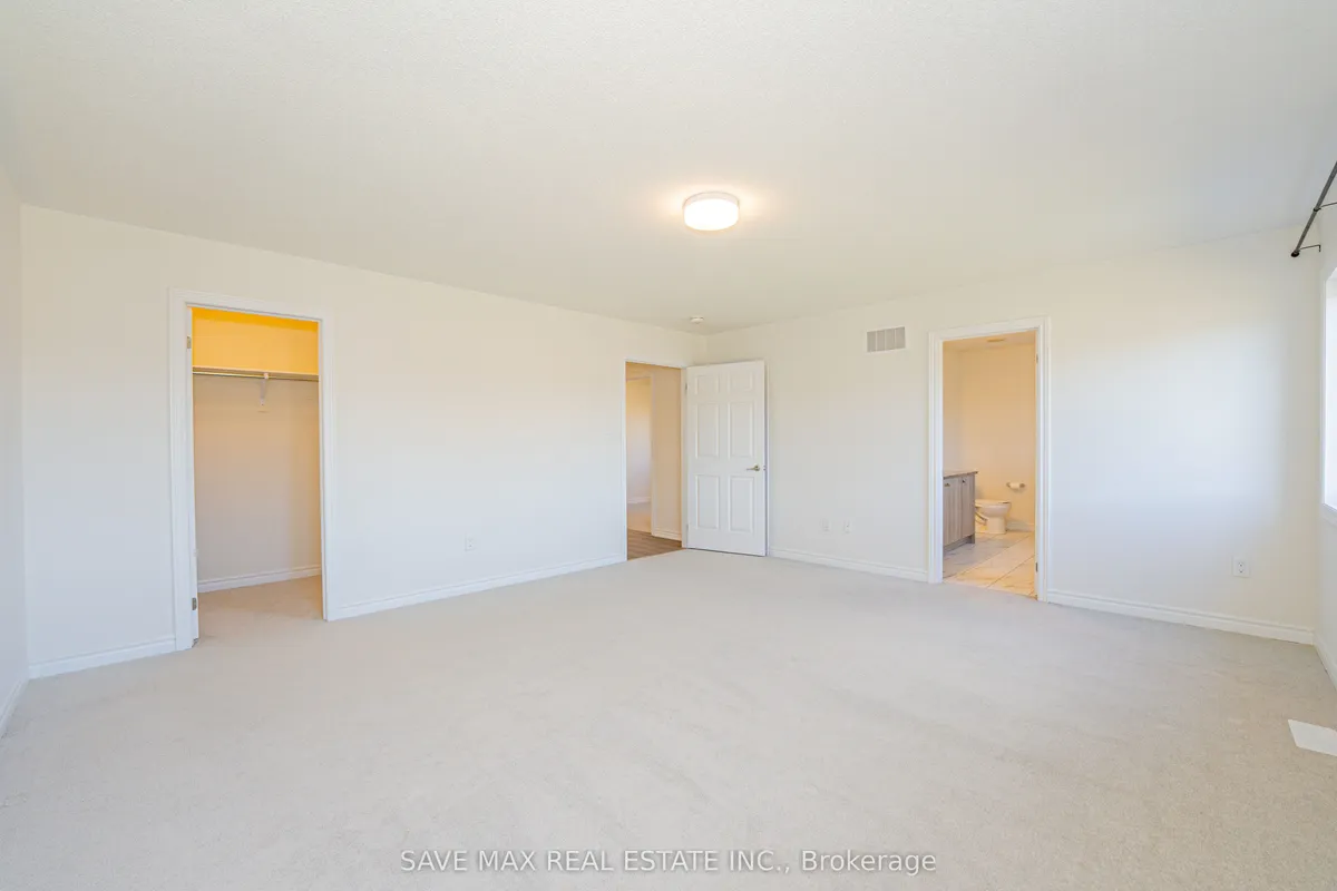 533 Hornbeck Street, ON K9A 4A1