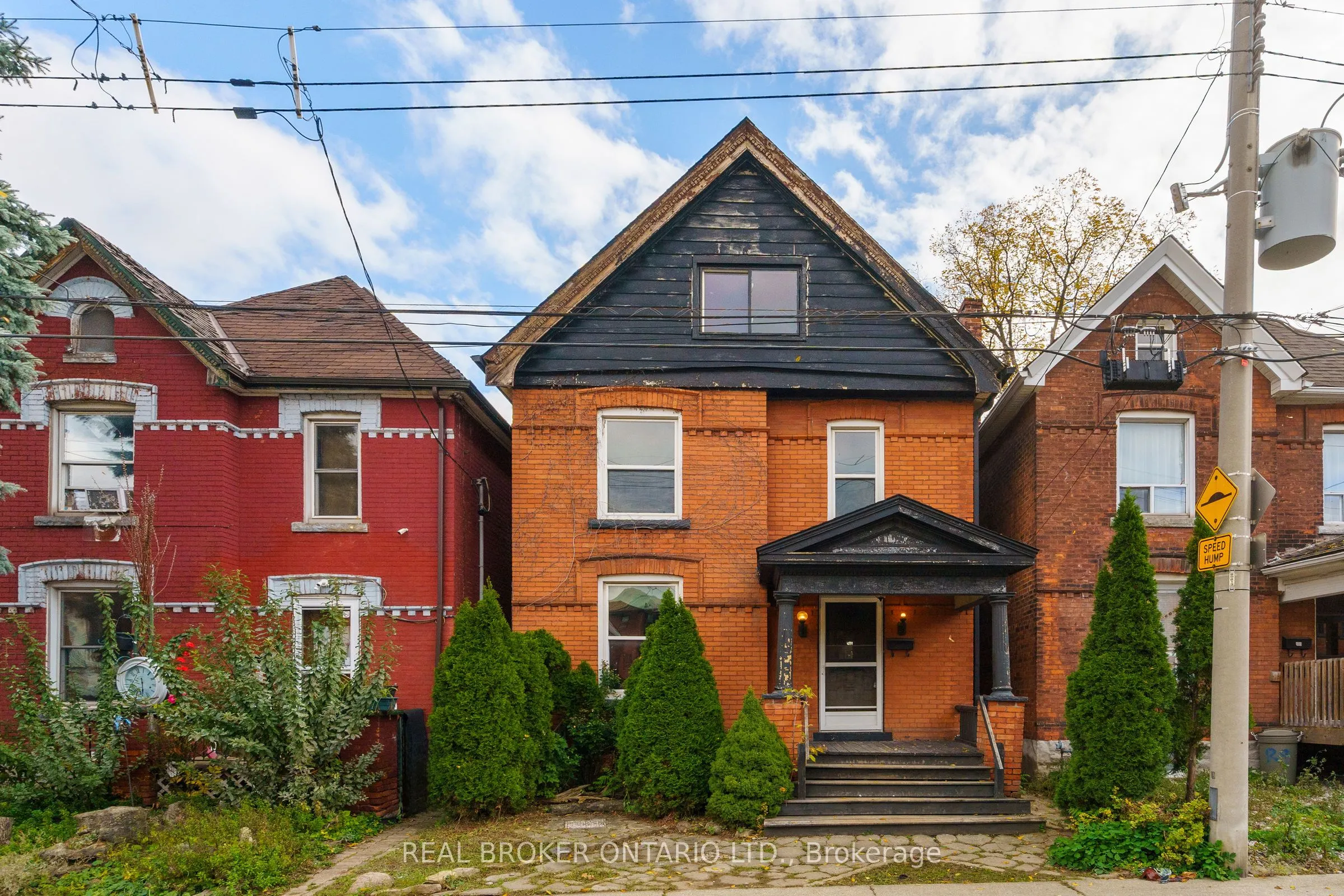 125 Grant Avenue, ON L8N 2X6