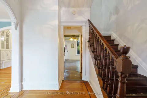 125 Grant Avenue, ON L8N 2X6