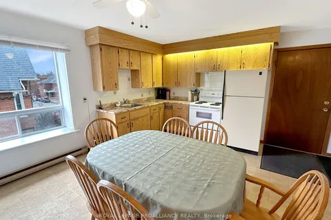 91 St Lawrence Street, ON K0K 2K0