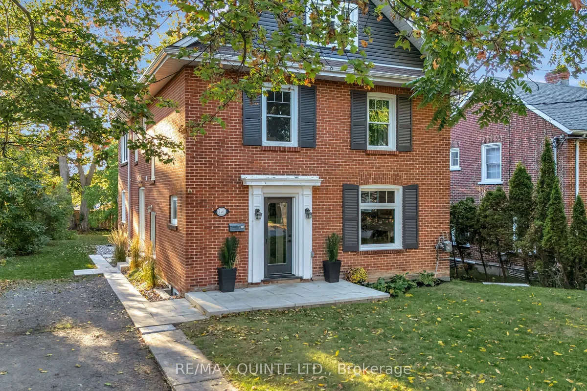 126 Dufferin Avenue, ON K8N 3X1