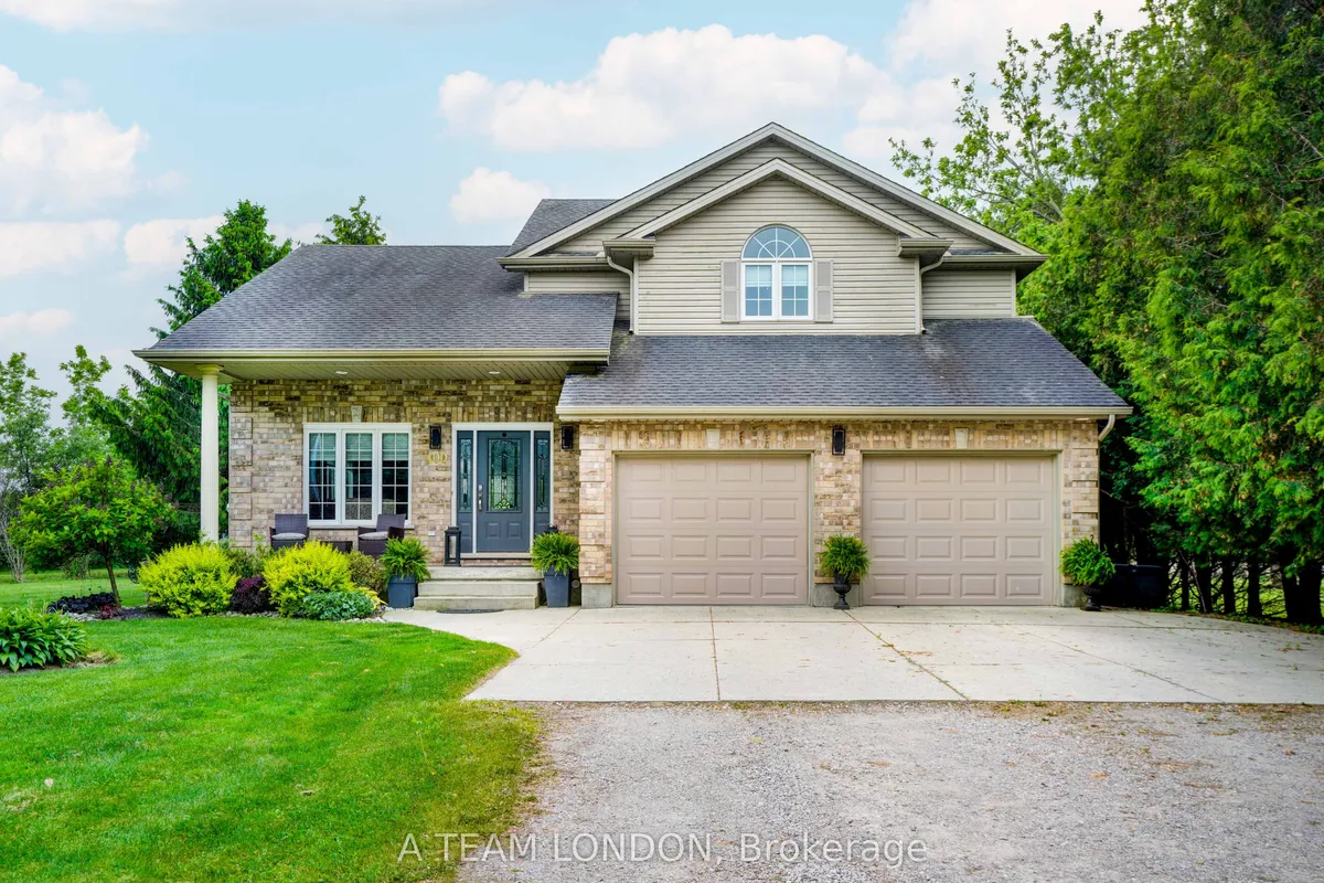 400 Second Street, ON N7G 3H8