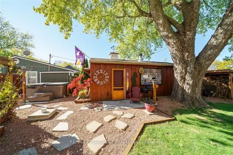 2073 First Avenue, ON N0A 1P0