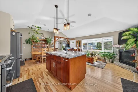 2073 First Avenue, ON N0A 1P0