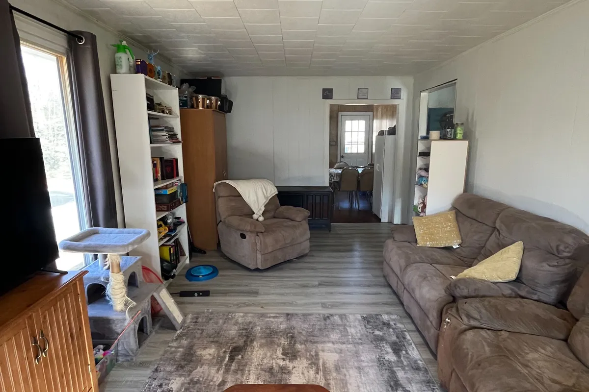 27668 Hwy 28 N/A, ON K0L 1C0