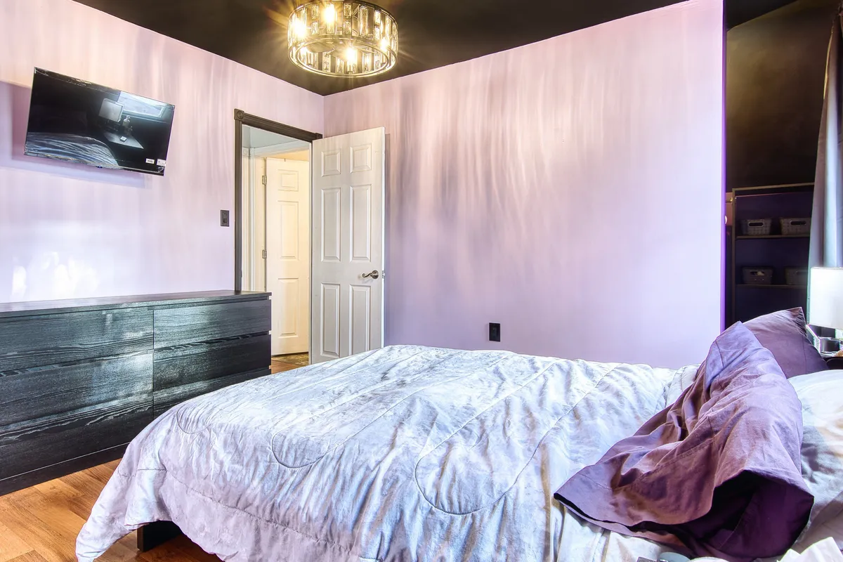 809 Steele Street, ON L3K 4Z5