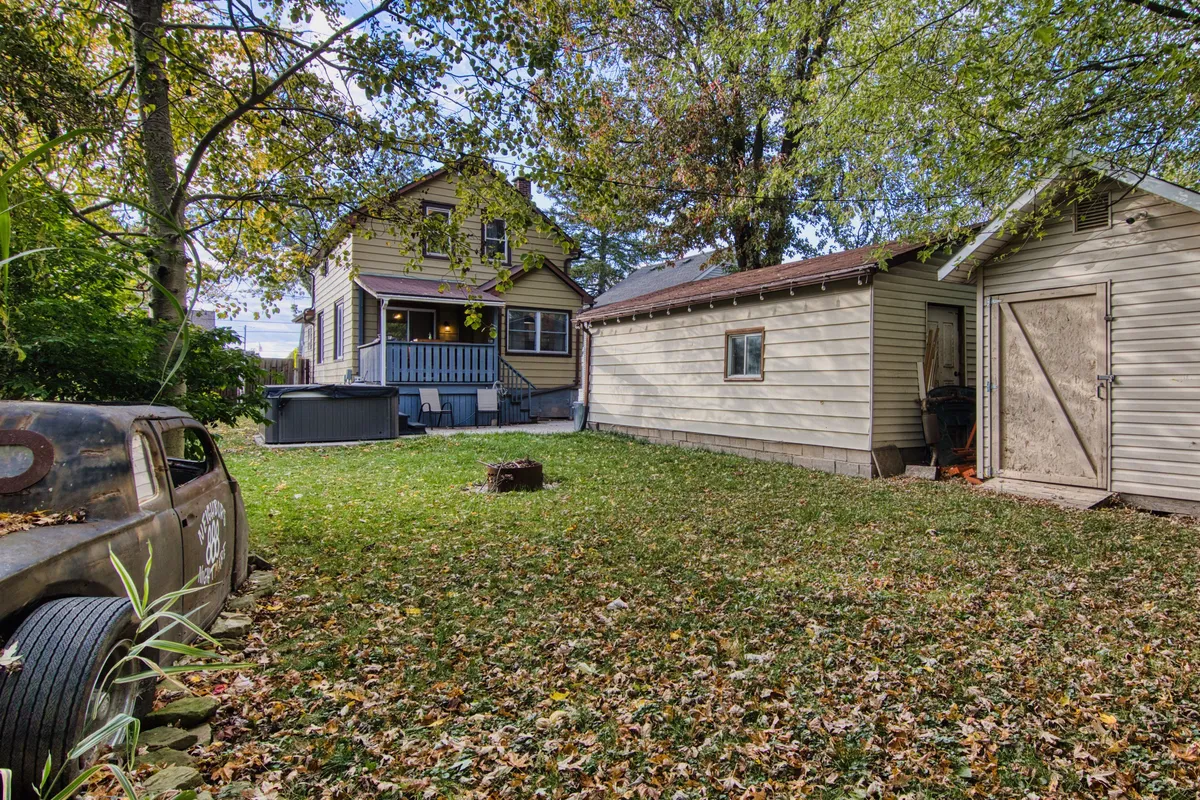 809 Steele Street, ON L3K 4Z5