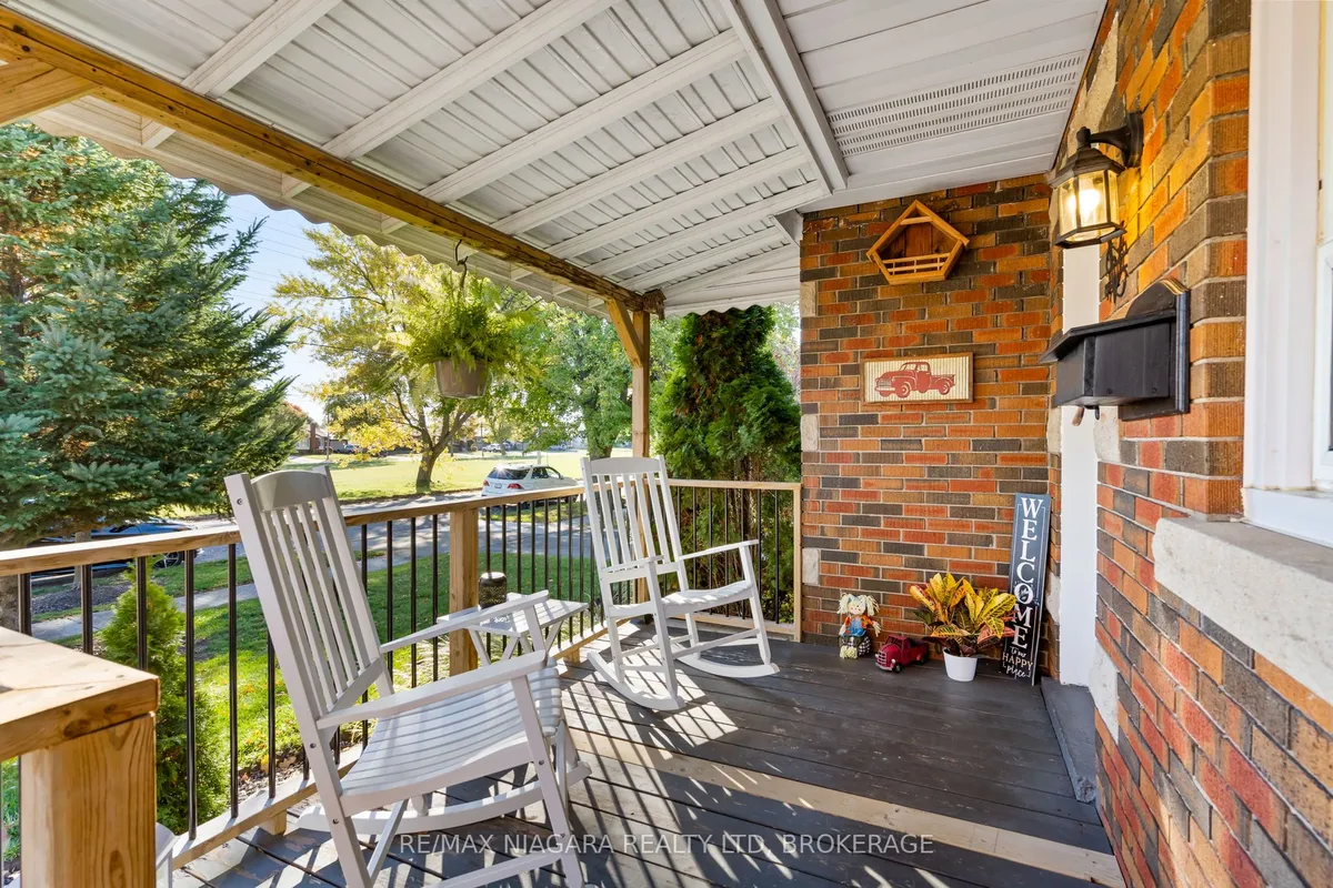 85 Golden Boulevard, ON L3B 1H8